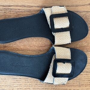 DEFINERY LOOP BUCKLE RAFFIA SANDAL